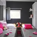 Prázdninový dům In Mit Whirlpool- Terrasse Und Grill By Interhome Wackersdorf