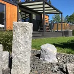 In Mit Whirlpool- Terrasse Und Grill By Interhome Prázdninový dům *