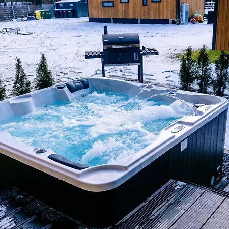 Σπίτι διακοπών In Mit Whirlpool- Terrasse Und Grill By Interhome