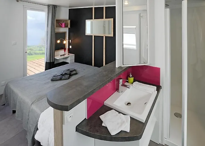 Σπίτι διακοπών In Mit Whirlpool- Terrasse Und Grill By Interhome